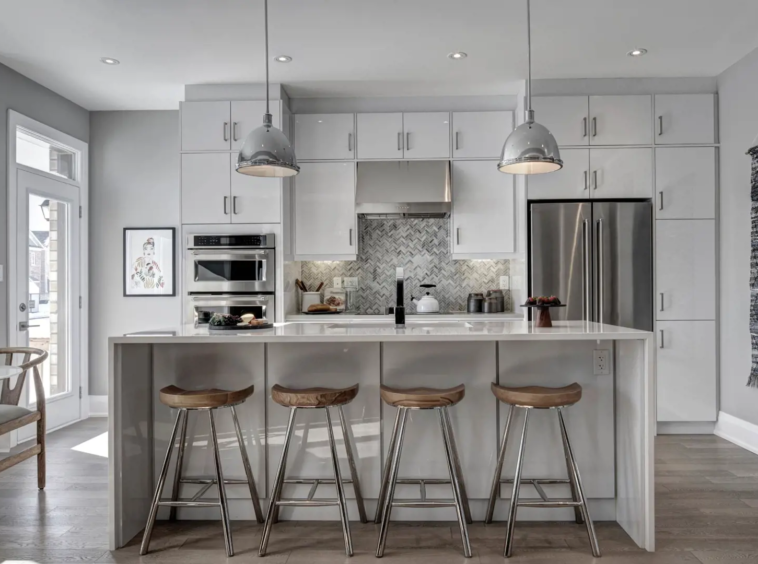 seatonwhitevale-hero-interior-modern-new-home-center